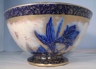 English ADDERLEY LARGE Footed Flow Blue White Gold CENTER BOWL 13 