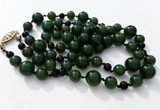 Vintage Chinese jade bead necklace 3