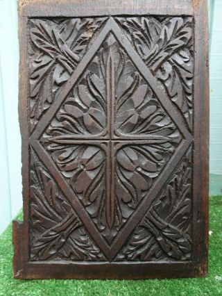 16thc Wooden Oak Relief Carved Panel With Leaf Carvings & Diamond C1590s