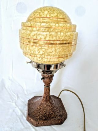 Collectable Vintage Art Deco Bakelite Table Lamp