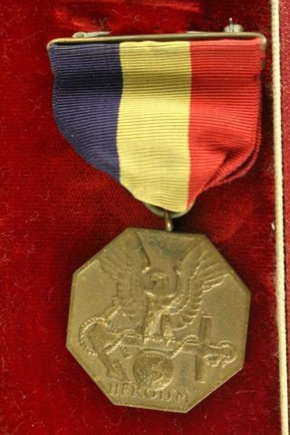 Vintage Us Military Navy & Marine Corps Medal Heroism Wwii Submarine War Patrol