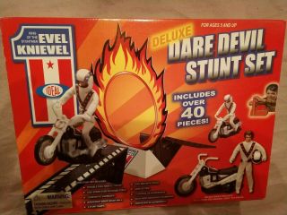 Evel Knievel - Deluxe Dare Devil Stunt Set -.  Never Opened.