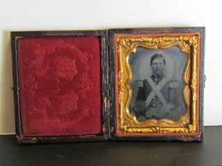 young Civil War soldier ambrotype photograph 5