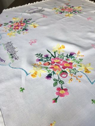 GORGEOUS VINTAGE LINEN HAND EMBROIDERED TABLECLOTH ROYAL HOUSEHOLDS FLOWERS 7