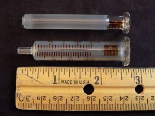 REUSABLE GLASS SYRINGE 2CC Graduated Vintage B - D M 3155 Laboratory Syringes 3