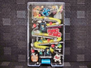 Ultra - Rare Tomy King Kong Game & Case Donkey Kong Pocket Mate Japan Vint.  Toys 4