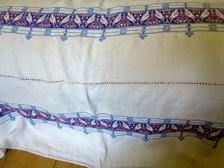VINTAGE WHITE TABLECLOTH LARGE HAND EMBROIDERED CROSS STITCH BIRDS 4