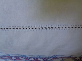 VINTAGE WHITE TABLECLOTH LARGE HAND EMBROIDERED CROSS STITCH BIRDS 5