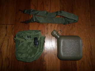 U.  S Military Issue 2 Quart Collapsible Bladder Canteen,  Cover,  Strap
