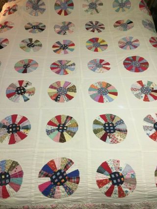 Vintage Wagon Wheel Quilt Hand Quilted Stitched Dresden Plate 73 X 80