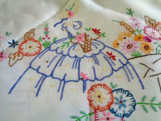 52 " Sq Crinoline Ladies Hand Embroidered Vintage Smooth Linen T.  Cloth