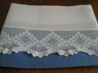 Gorgeous Pillowcases Vintage White Cotton Hand Crochet Lace Trim