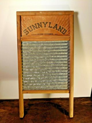 Vintage Sunnyland Washboard Columbus Washboard Co.  Ohio No.  2090