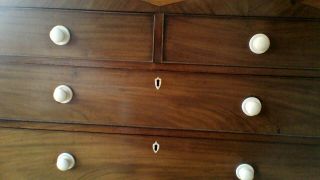 Period Hepplewhite or Federal Style Chest of Drawers 4