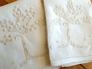 2 Antique Vtg White Linen Madeira Hand Embroidered Tree Guest Hand Towel Set