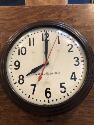 Vintage General Electric Deco Bakelite School Industrial Wall Clock 1ha1608
