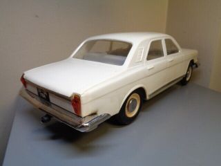 RUSSIAN MADE VINTAGE TA3 CAR MADE IN USSR VERY RARE ITEM VERY GOOD 2