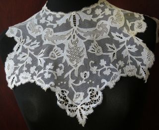 A Victorian Carrickmacross Lace Collar Or Dress Insert