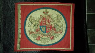 VICTORIAN TEXTILE FLAG/BANNER.  ROYAL COAT OF ARMS,  MOTTO.  GREAT COLORS. 2