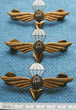 Rumania (romania) Parachutist Wing Set,  Grades 1,  2,  &3,  Metal,  B&t 935,  Rare