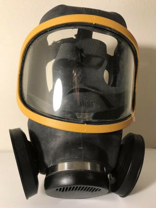Vintage Msa Gas Mask With Lenses - Size: Large