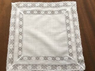 Vintage White Lawn Lace Ladies Handkerchief 10.  5x10.  5 Inches