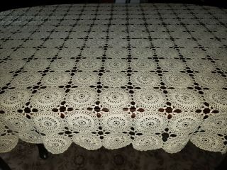 Vintage Crocheted Ivory Lacey Tablecloth Coverlet Bedspread 104x76 