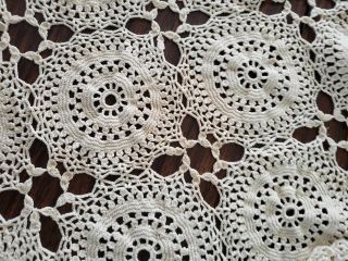 Vintage Crocheted Ivory Lacey Tablecloth Coverlet Bedspread 104x76 