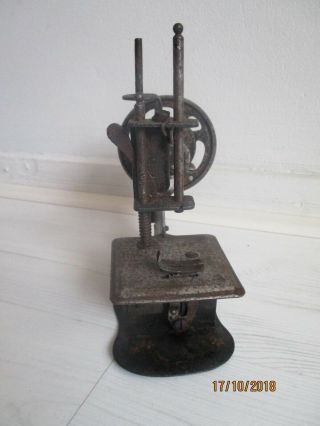 Antique Muller No.  6 Toy sewing machine Bird of Paradise 1910 5