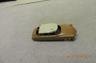 Vintage Citroen DS - 19 Slush White Die Cast Metal Toy Car Miniature Eria France 2