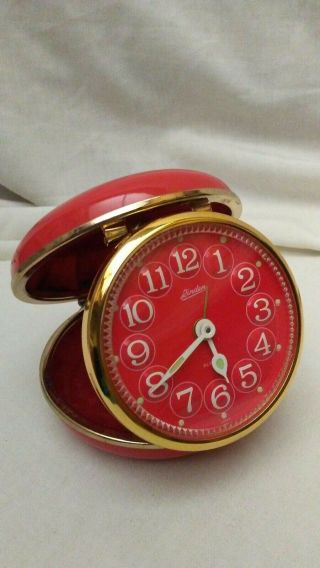 Vintage Retro Linden Round Travel Alarm Clock Red 491a Clamshell Design 2.  25 "