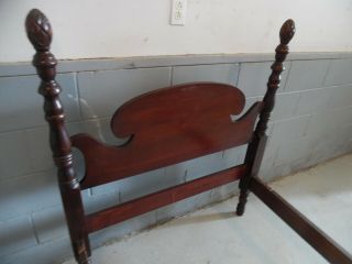 Vintage Mahogany Twin Bed w/ Pineapple Finals 3