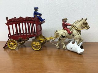 Antique KENTON cast iron circus wagon,  horse drawn with polar bear,  80 - years old 2
