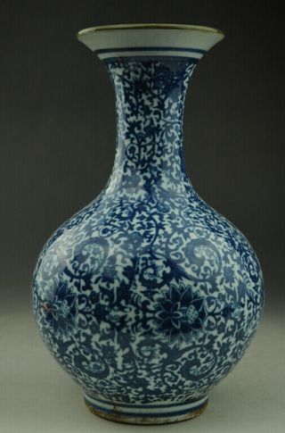 Chinese Old Hand Engraving Porcelain Blue And White Vase Collect C01