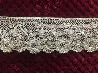 Antique Bobbin Lace Edging - 2 Yards By 2 3/4 "