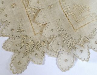 Estate Antique Vtg Madeira Ecru Fine Embroidery Wedding Handkerchief Heirloom