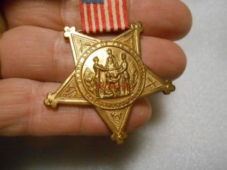Vintage Civil War GAR Grand Army Veteran Medal Numbered 3
