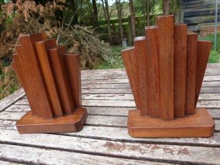 LOVELY VINTAGE ART DECO WOODEN BOOKENDS. 3