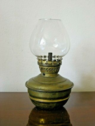 VINTAGE BRASS KELLY,  PIXIE,  NURSEY OIL LAMP & SHADE WEIGHTED BASE 5