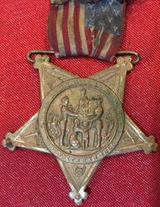 Civil War Veterans 1861 - 1866 Grand Army of the Republic Medal 4