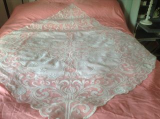 Vintage Off White Linen Table Cloth Hand Embroidery Filet Lace.