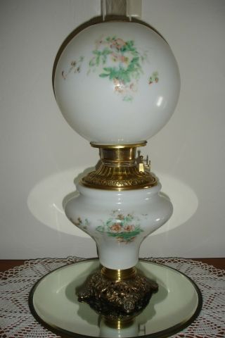 Antique Gone With The Wind Oil Kerosene Lamp Brass Font Wildflowers Medium Size
