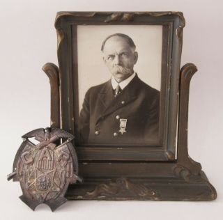 Civil War Gar Photo Medallion Plaque National Commander Cinc Russell C.  Martin