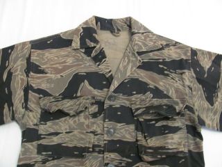 Vietnam US Army & ARVN TDS tiger stripe jacket C1B - COV - 2P camo shirt size A - M 2