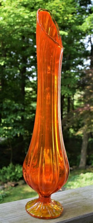 Vtg 19 1/8 " Tall Mid Century Modern Orange Yellow Viking Glass Swing Vase