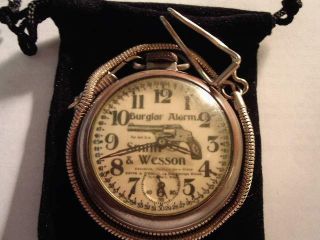 Vintage 16S Westclox Smith & Wesson Theme Dial & Case Runs Well. 2