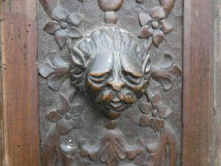 GOTHIC OAK CARVED PANEL WITH GROTESQUE LION MAN TO CENTRE C.  1700 ' s (2) 4