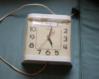 Telechron " Jubilee " Electric Wall Clock - Produced 1950 - 1955
