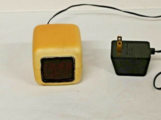 Vintage Mid Century Modern Cubo Alarm Clock
