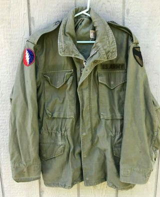 Vtg 1969 Vietnam War U.  S.  Army M - 65 Field Coat Jacket W/ Patches Medium 1960 